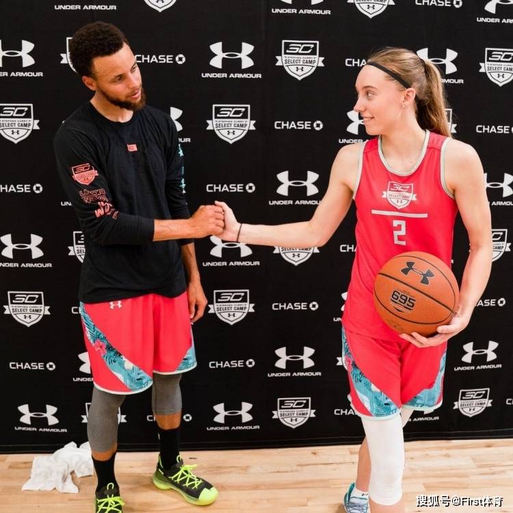 九游网页版入口-勒沃库森训练开放日;窗口期内部沟通引欢呼;荷甲在即;年轻球员得到机会的简单介绍